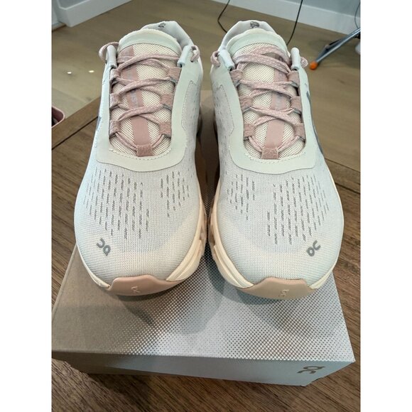 Women's Cloudmonster Sneakers, size 7.5 - Picture 2 of 11